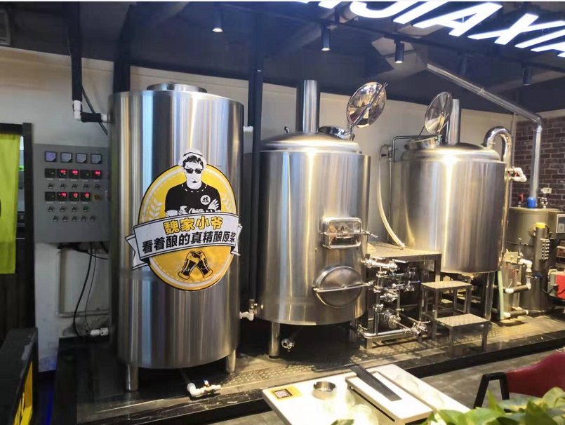 豪魯精釀啤酒設(shè)備 豪魯精釀啤酒設(shè)備